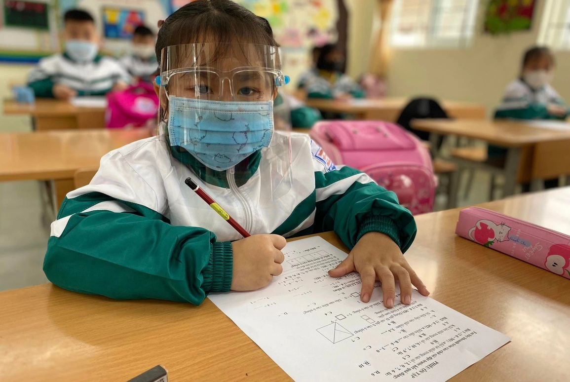 Hà Nội: Dự kiến học sinh lớp 7-12 học trực tiếp tại trường sau Tết âm lịch - 2 Hà Nội: Dự kiến học sinh lớp 7-12 học trực tiếp tại trường sau Tết âm lịch - 2