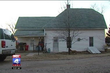 Mỹ: Anh 5 tuổi vô tình bắn chết em 9 tháng tuổi 