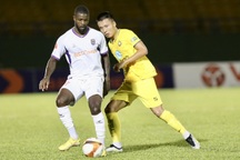 Thắng CLB Thanh Hóa, Bình Dương của HLV Lê Huỳnh Đức vững ngôi đầu V-League