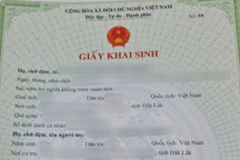 Người phụ nữ khởi kiện do con không cùng huyết thống với chồng cũ