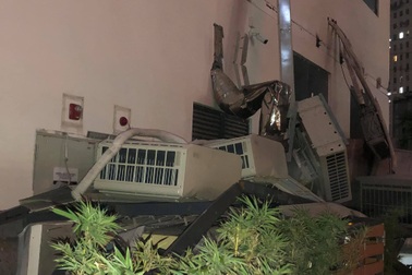 Xác định nguyên nhân cả giàn điều hòa ở chung cư rơi xuống khu vui chơi