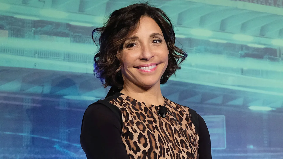 Linda Yaccarino là người được Elon Musk tin tưởng có thể giúp ổn định mạng xã hội X đang trong tình cảnh hỗn loạn (Ảnh: THR).