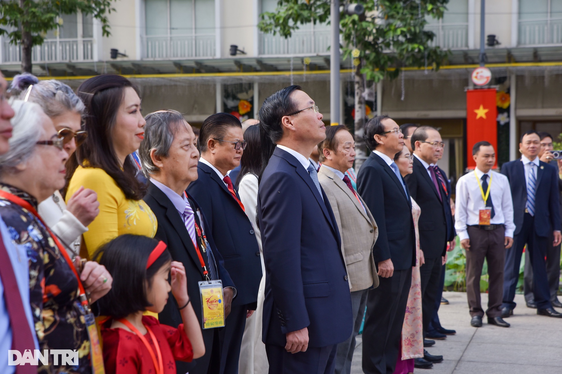 Chủ tịch nước và Phu nhân cùng kiều bào thả cá chép 23 tháng Chạp tại TPHCM - 6 Chủ tịch nước và Phu nhân cùng kiều bào thả cá chép 23 tháng Chạp tại TPHCM - 6