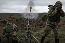 Quan chức Mỹ lo phòng tuyến của Ukraine nguy cơ sụp đổ