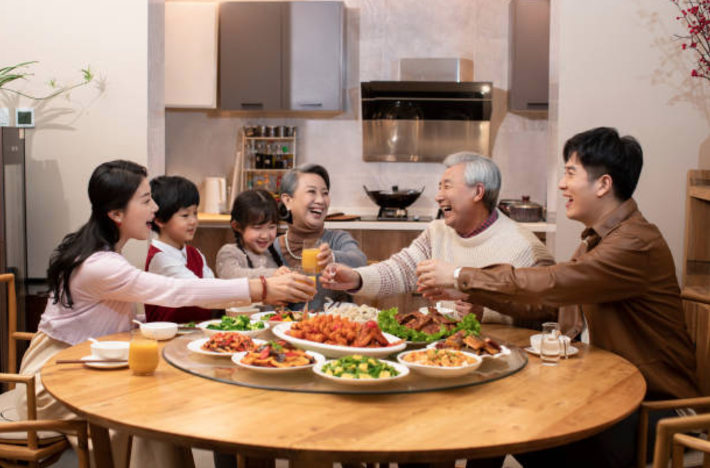 Vợ muốn ăn tết ngoại, chồng nói: Bảo nhà ngoại xin phép nhà nội một câu - 1 Vợ muốn ăn tết ngoại, chồng nói: Bảo nhà ngoại xin phép nhà nội một câu - 1