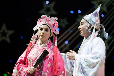 Kim Tử Long tái xuất sau scandal đánh bạc