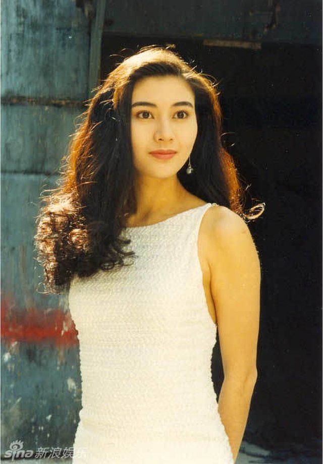 Cái kết bất ngờ của hoa hậu nổi tiếng hai lần mang danh tiểu tam - 1 Cái kết bất ngờ của hoa hậu nổi tiếng hai lần mang danh tiểu tam - 1