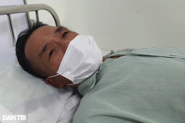 Cả đời côi cút, người đàn ông khốn khổ thoi thóp sau tai nạn thảm khốc