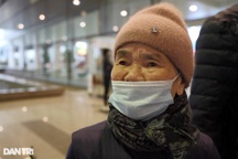 Mẹ Đại sứ Hồng Thạch kể về hành trình sơ tán khỏi vùng chiến sự Ukraine