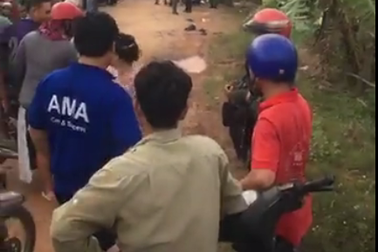 Cháu xảy ra va quẹt với xe tải, cậu bị đâm chết oan