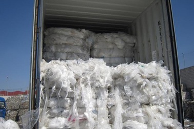 Chính phủ yêu cầu siết chặt việc nhập phế liệu vào Việt Nam