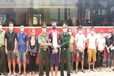 Phá thành công chuyên án đưa người vượt biên trái phép sang Lào