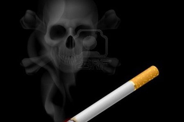 Khói thuốc lá đầu độc giống nòi