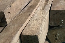 Người đàn ông trả giá đắt vì mua gỗ lậu từ Lào đưa qua biên giới