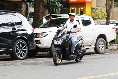 Yamaha LEXi 155 VVA: Xe tay ga mới đem lại cảm giác lái đầm chắc