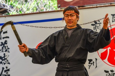 Đóng giả ninja lương 2 tỷ đồng vẫn không ai chịu làm