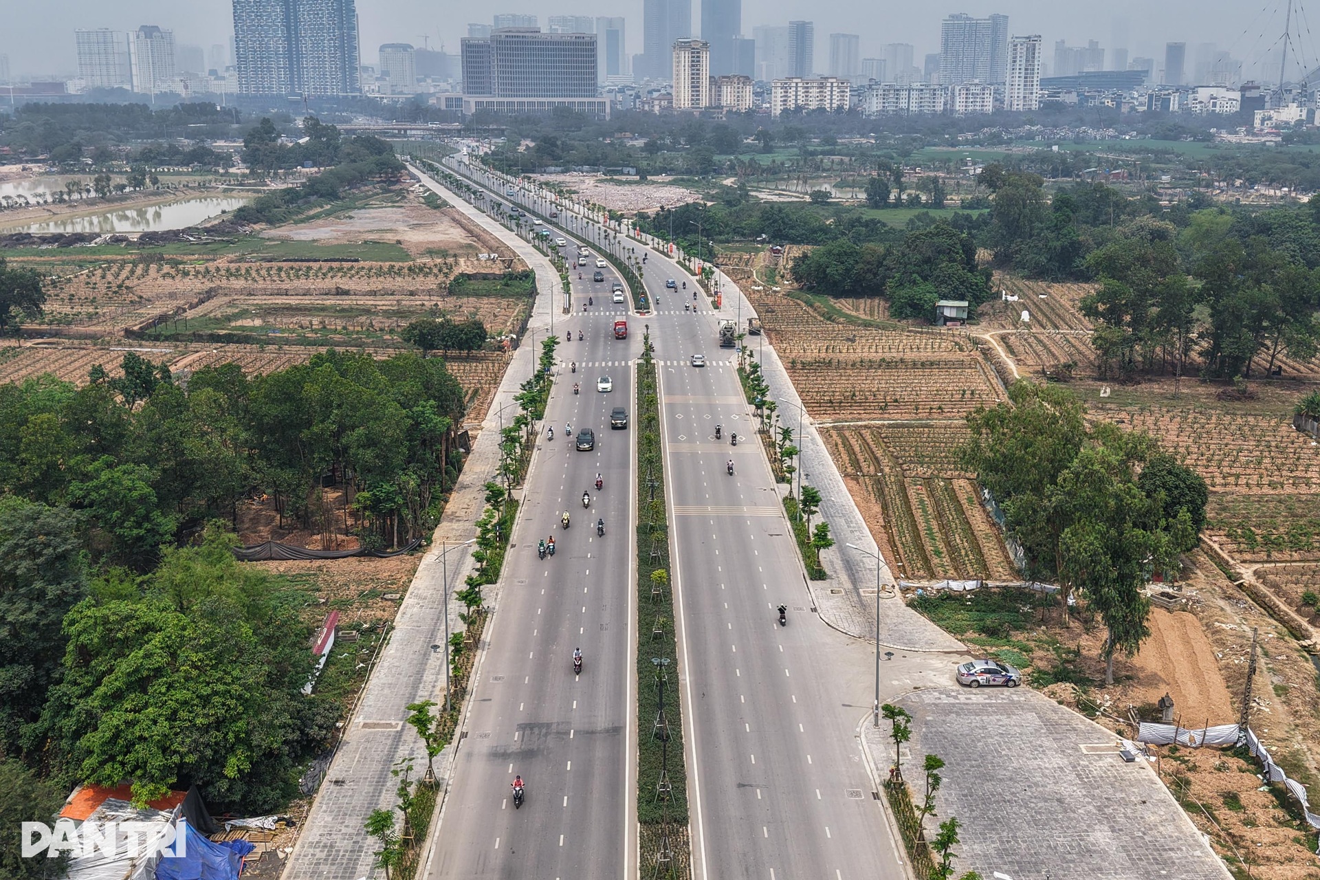 Hà Nội thông xe tuyến đường dài 2,6km trị giá hơn 700 tỷ đồng - 1 Hà Nội thông xe tuyến đường dài 2,6km trị giá hơn 700 tỷ đồng - 1