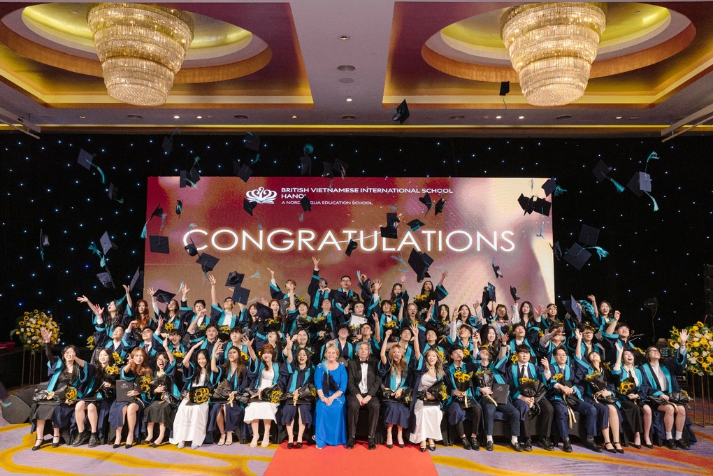 Học sinh BVIS Hà Nội đỗ đại học top 10 thế giới với điểm A Level ấn tượng - 2 Học sinh BVIS Hà Nội đỗ đại học top 10 thế giới với điểm A Level ấn tượng - 2