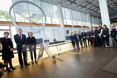 Lufthansa: Vụ máy bay A320 rơi là thời khắc đen tối nhất của hãng