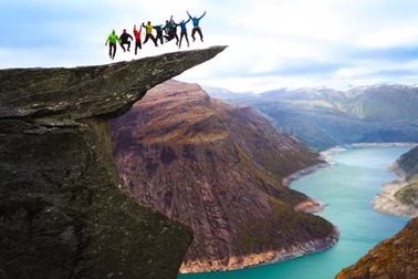 "Lưỡi quỷ" ở Na Uy - nơi chạm đến tiên cảnh