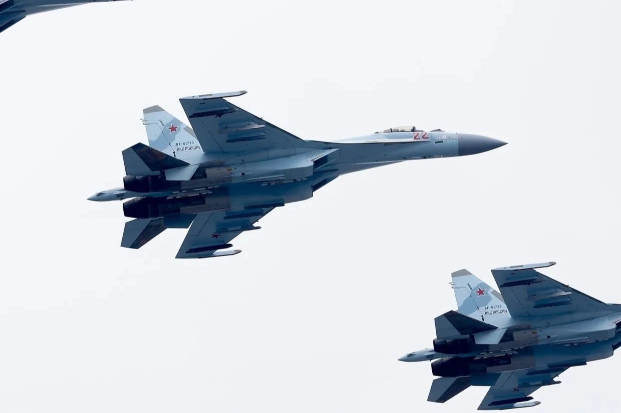 Ukraine tuyên bố bắn hạ máy bay chiến đấu Su-35 của Nga - 1