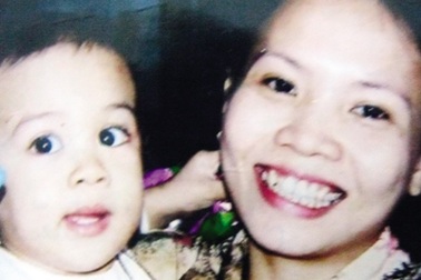 Cuộc hội ngộ xúc động của cậu bé có H. từ Pháp trở về 