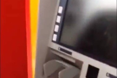 Sự thật cây ATM nhả ra ... giấy in 500.000 VND