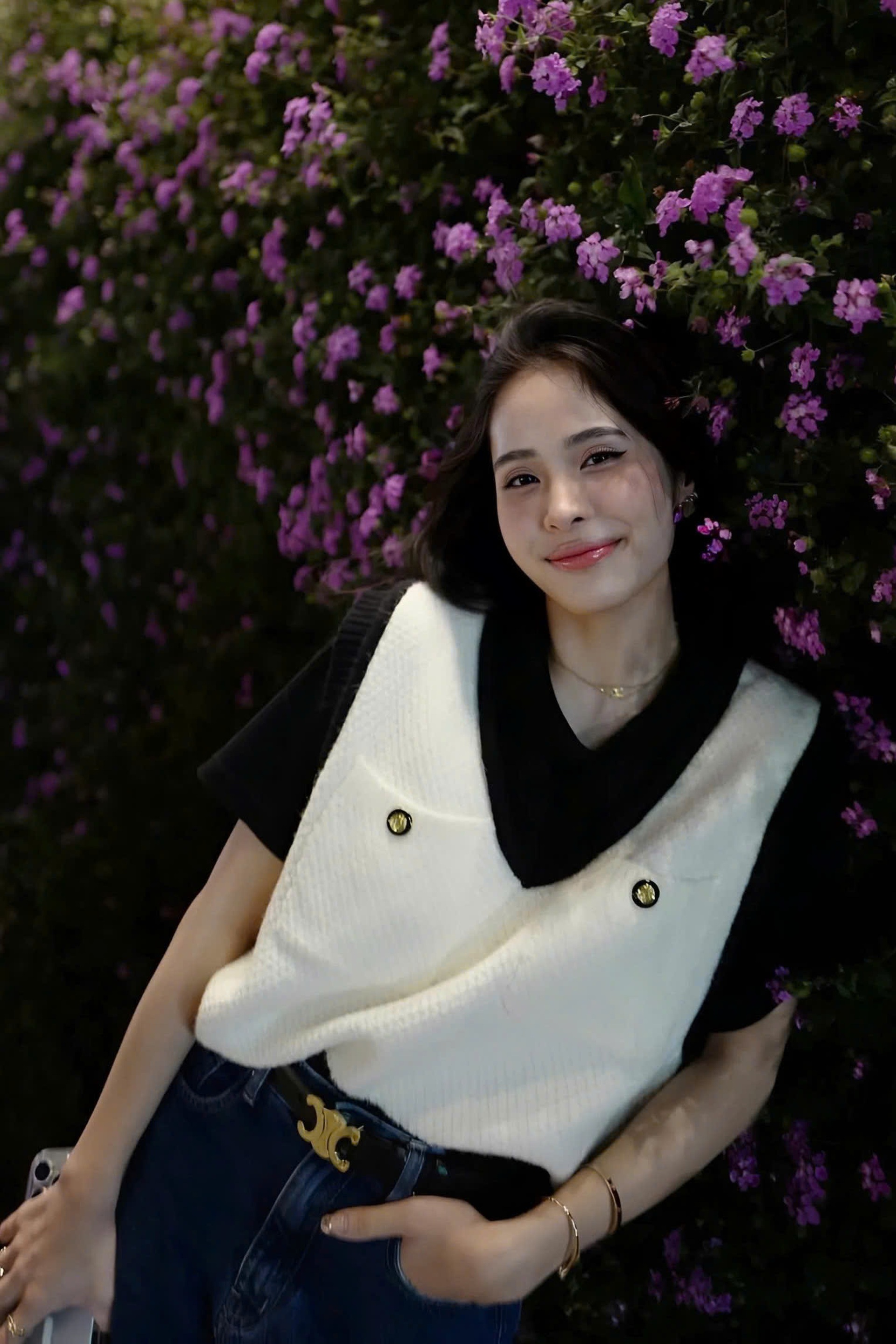 Ca nương Kiều Anh sở hữu túi hiệu tiền tỷ, có chồng đồng hành mọi nơi - 12 Ca nương Kiều Anh sở hữu túi hiệu tiền tỷ, có chồng đồng hành mọi nơi - 12