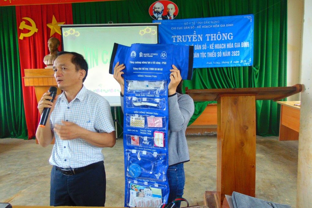 Vào trường nội trú giúp 1.200 học sinh dân tộc thiểu số tránh nạn tảo hôn - 2 Vào trường nội trú giúp 1.200 học sinh dân tộc thiểu số tránh nạn tảo hôn - 2