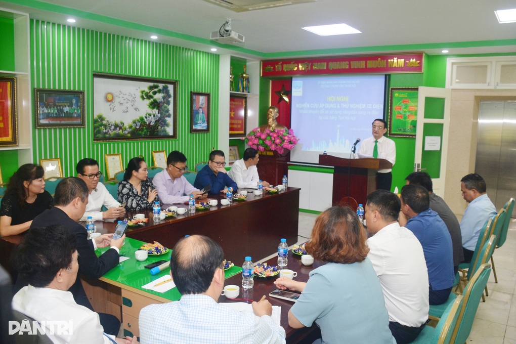 Nhanh chóng đưa xe điện vào thử nghiệm vận tải taxi - 1 Nhanh chóng đưa xe điện vào thử nghiệm vận tải taxi - 1