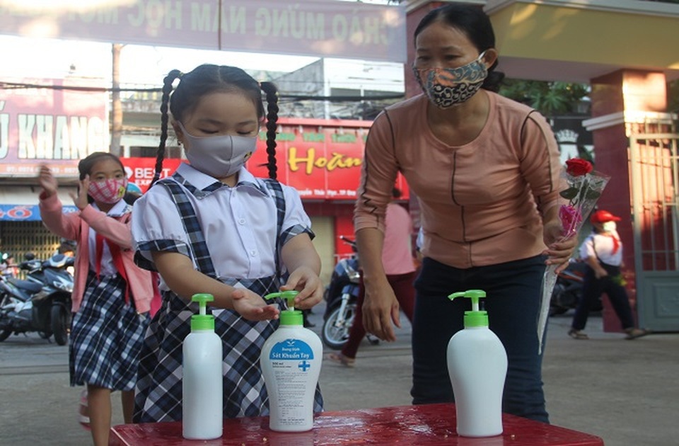 Thêm hàng loạt tỉnh cho học sinh tạm nghỉ học để phòng dịch Covid-19 - 4 Thêm hàng loạt tỉnh cho học sinh tạm nghỉ học để phòng dịch Covid-19 - 4