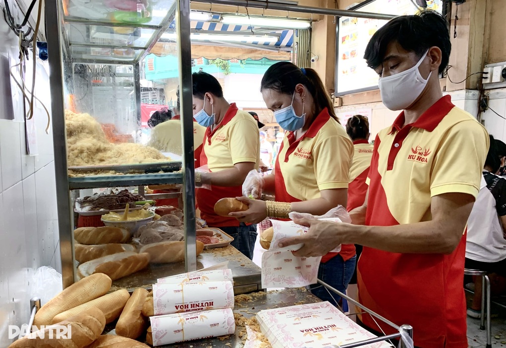 Xe bon me duy nhất tại Đại học Havard và niềm tự hào bánh mì Việt Nam - 6 Xe bon me duy nhất tại Đại học Havard và niềm tự hào bánh mì Việt Nam - 6