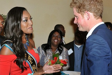 Hoa hậu Bahamas muốn cưới Hoàng tử Anh 
