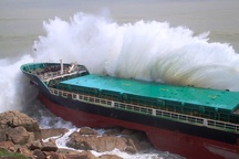 Bão "nuốt chửng" 9 tàu hàng, thuyền viên kể hành trình sống sót thần kỳ