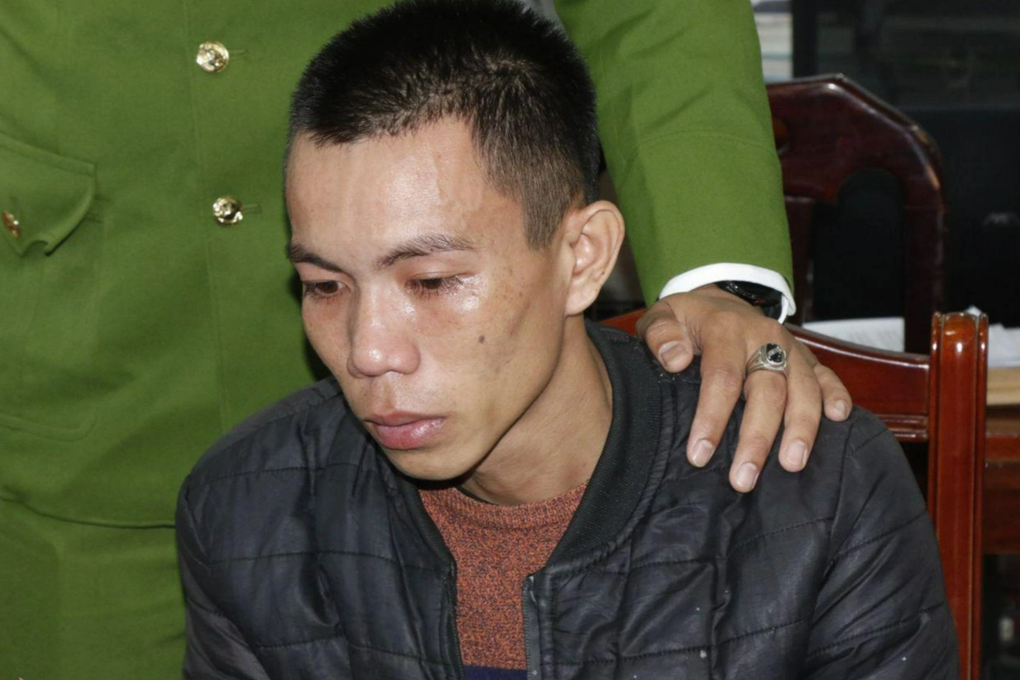 Mang 8 bánh heroin từ nước ngoài về Việt Nam tiêu thụ - 2