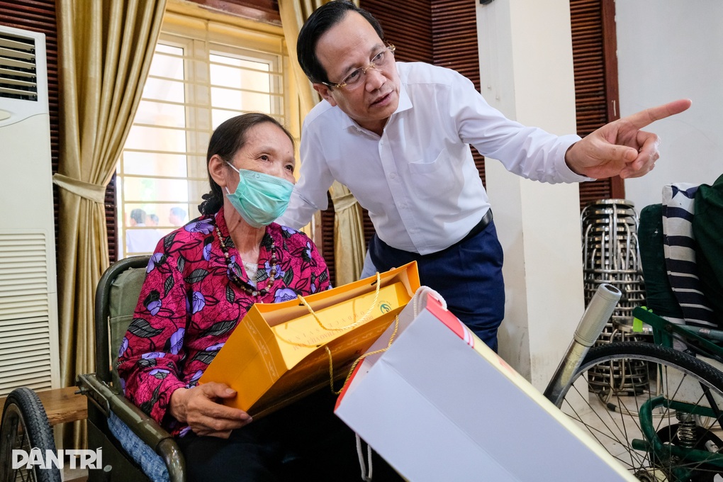 Chủ tịch nước đáp ứng nguyện vọng, tặng 100 máy giặt hỗ trợ thương binh - 6 Chủ tịch nước đáp ứng nguyện vọng, tặng 100 máy giặt hỗ trợ thương binh - 6
