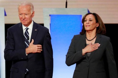 Tính toán của ông Biden khi lựa chọn bà Harris làm “phó tướng”