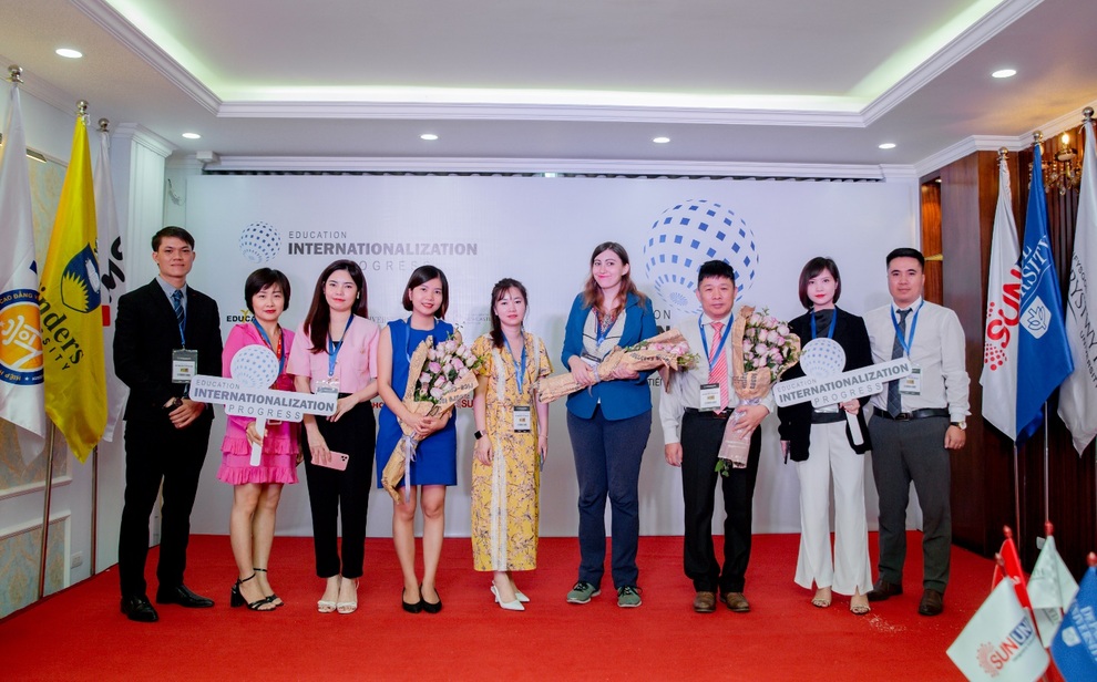 Tiến trình quốc tế hóa giáo dục ngoại ngữ tại Việt Nam - 1 Tiến trình quốc tế hóa giáo dục ngoại ngữ tại Việt Nam - 1