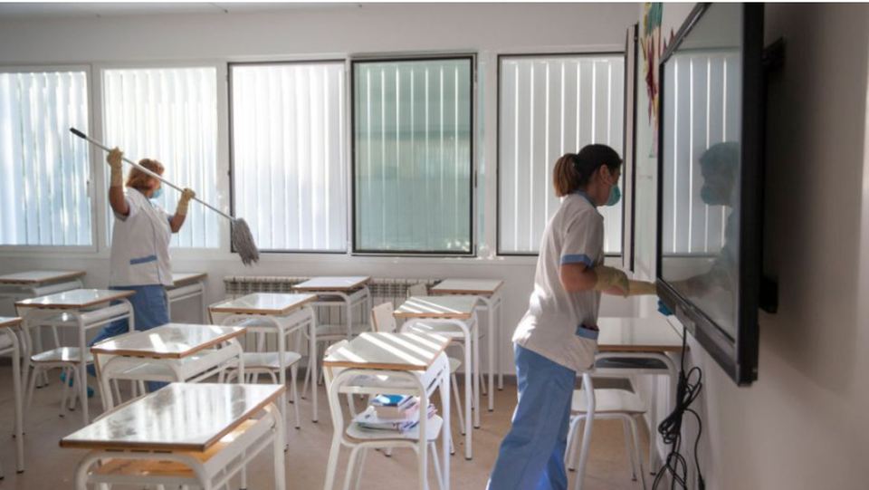 Mỹ: Kế hoạch mở cửa lại trường học gây nhiều áp lực lên phụ huynh - 1 Mỹ: Kế hoạch mở cửa lại trường học gây nhiều áp lực lên phụ huynh - 1