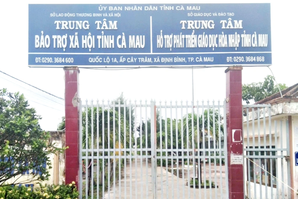 Đưa bé gái 4 tuổi nghi bị cha nuôi bạo hành vào diện bảo vệ khẩn cấp - 2 Đưa bé gái 4 tuổi nghi bị cha nuôi bạo hành vào diện bảo vệ khẩn cấp - 2