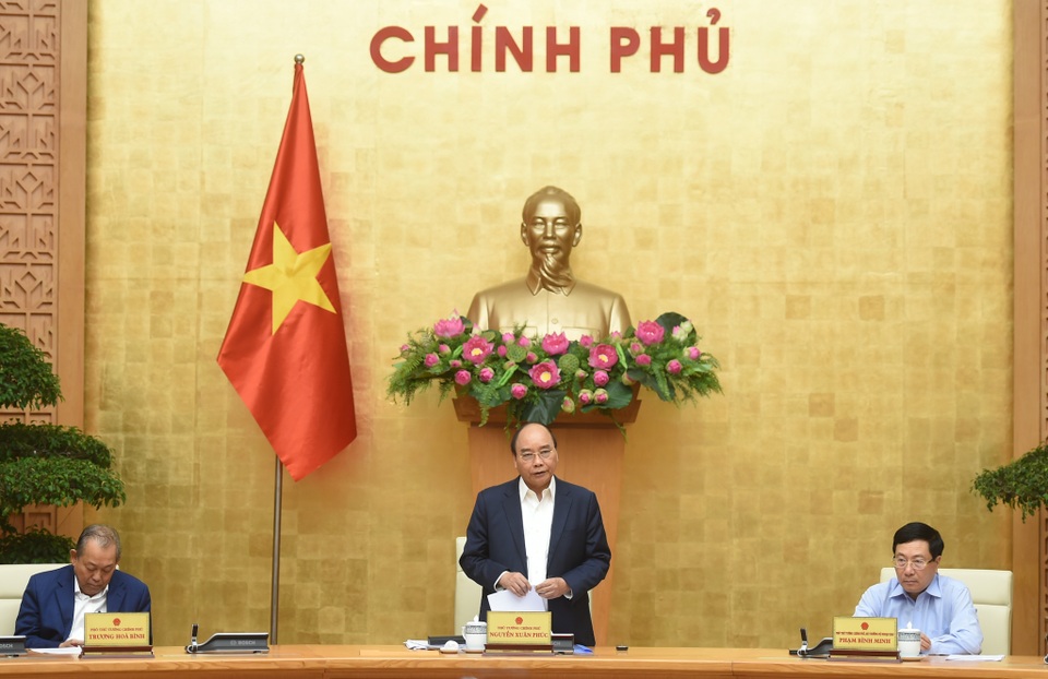 Thủ tướng: Xem xét áp dụng hộ chiếu vắc xin, mở lại đường bay quốc tế - 1 Thủ tướng: Xem xét áp dụng hộ chiếu vắc xin, mở lại đường bay quốc tế - 1
