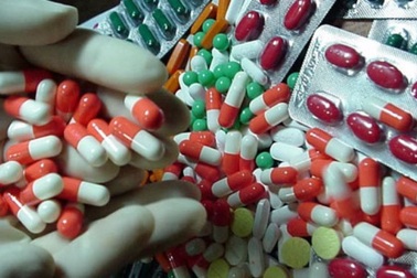 Người Việt chi gần 230 triệu USD nhập thuốc chữa bệnh mỗi tháng, hơn nhập ô tô