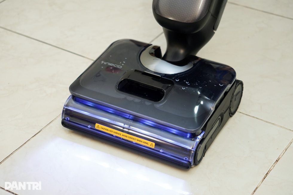 Trải nghiệm máy hút bụi lau nhà cầm tay tích hợp AI, dùng hơi nước nóng - 16 Trải nghiệm máy hút bụi lau nhà cầm tay tích hợp AI, dùng hơi nước nóng - 16
