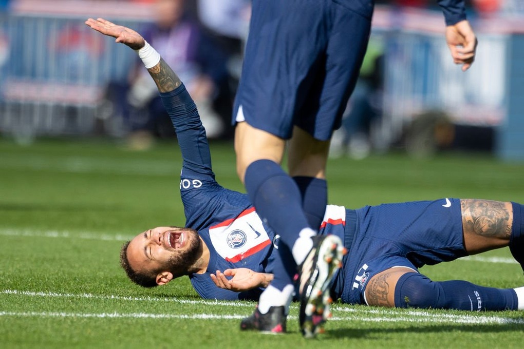 PSG nhận tin dữ từ Neymar, gặp khó khăn lớn trước trận chiến quyết định - 2 PSG nhận tin dữ từ Neymar, gặp khó khăn lớn trước trận chiến quyết định - 2