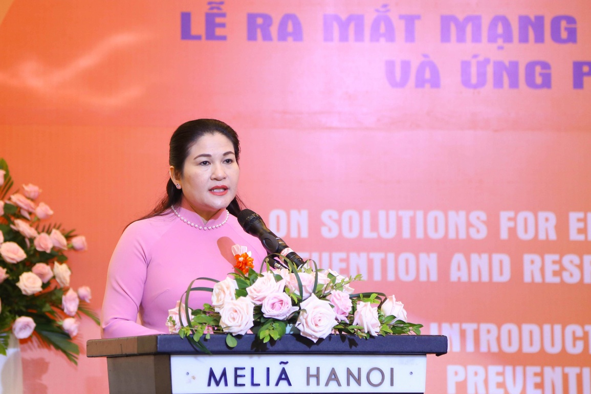 50% phụ nữ Việt từng bị bạo lực mà... chưa từng kể với ai - 2 50% phụ nữ Việt từng bị bạo lực mà... chưa từng kể với ai - 2
