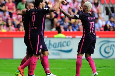 Gijon 0-5 Barcelona: Neymar và Suarez chói sáng