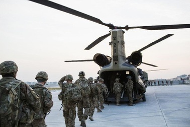 Nghị sĩ Mỹ kêu gọi sơ tán gia đình quân nhân Mỹ khỏi Hàn Quốc