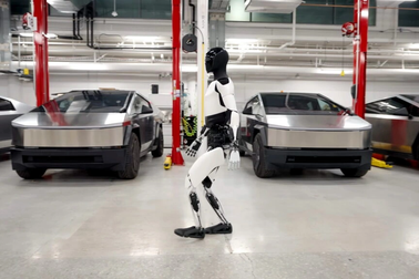 Chi phí đắt đỏ có thể khiến công nhân ô tô Mỹ dần bị thay bằng người máy
