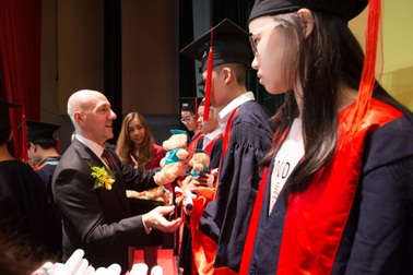 Xây dựng hành trang du học sớm cùng con