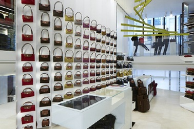 Longchamp khai trương cửa hàng mới tại London